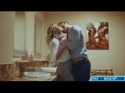 ❤️ Коли грудаста блондинка спокушає вас у громадському туалеті ️ Домашнє порно на uk.redpornpictures.ru ☑